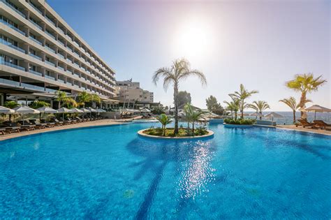 five star hotels in limassol cyprus